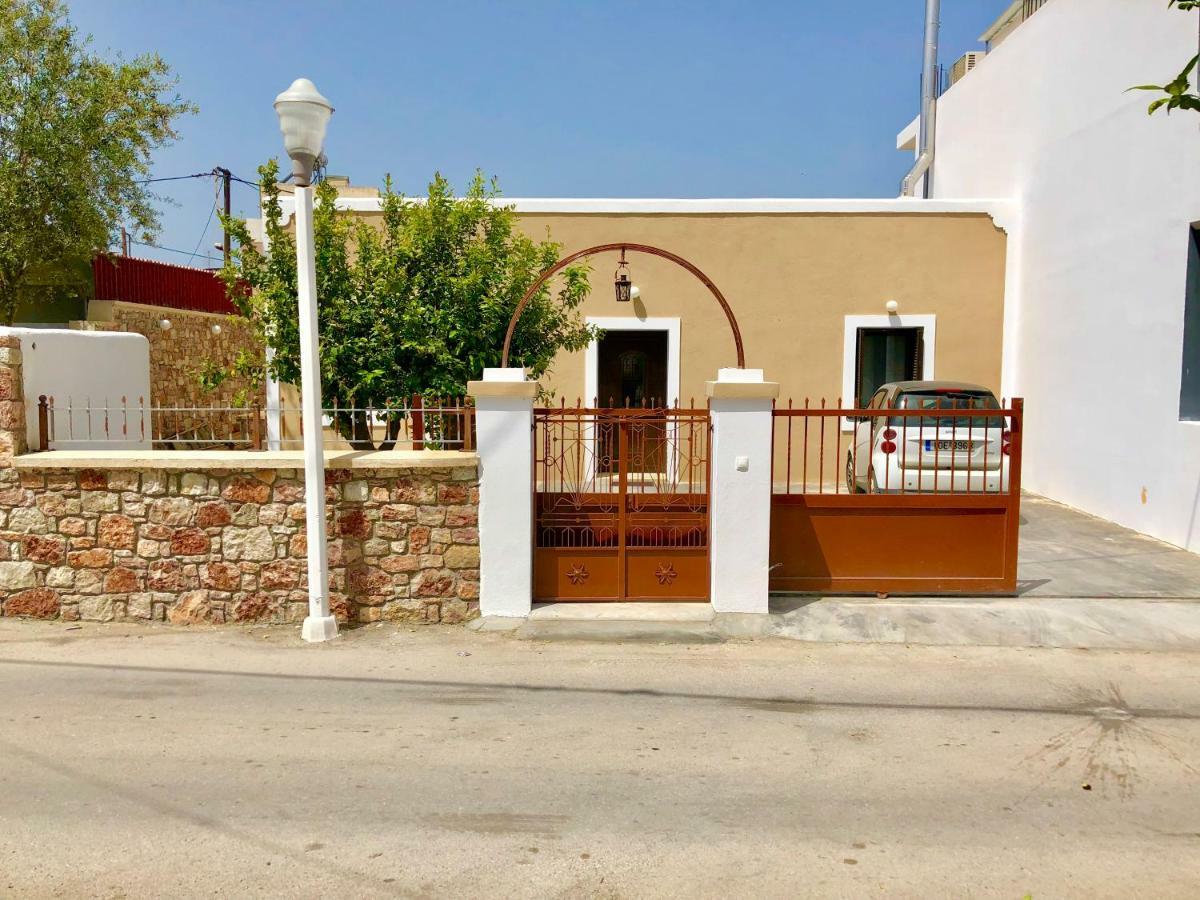 Bekos Traditional House Archangelos  Exterior photo